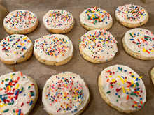 Load image into Gallery viewer, Funfetti Suprise Cookies
