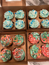 Load image into Gallery viewer, Winter Swirled Cupcakes