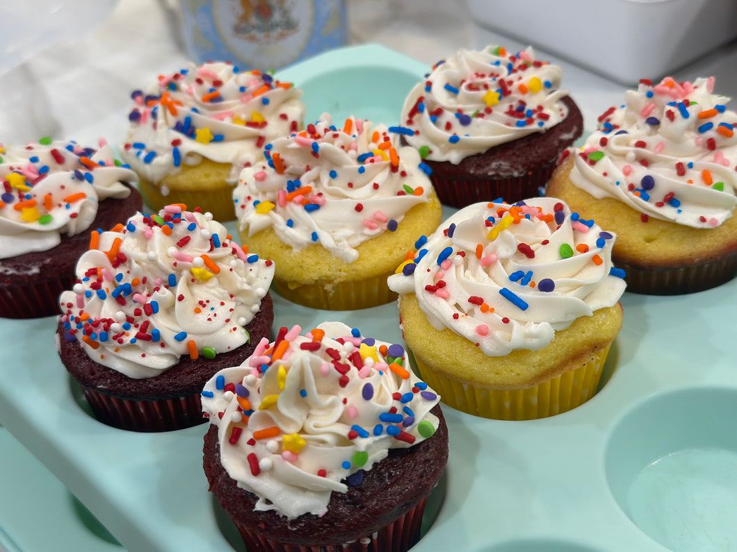 Funfetti Sprinkle Cupcakes